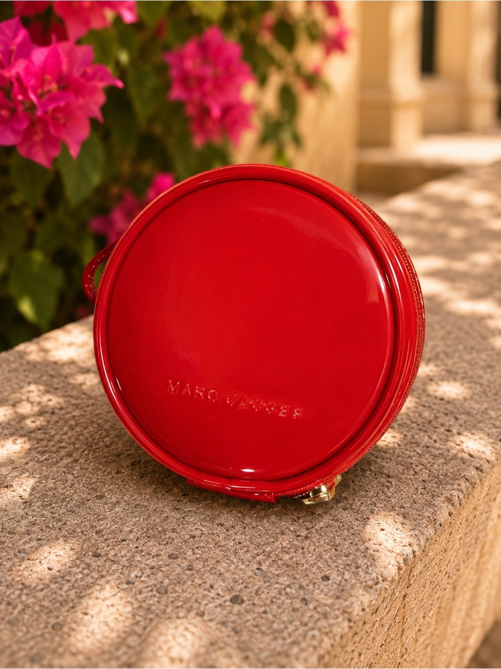 LOW START š„ Marc Jacobs Sling Shot Glossy Patent Mini Red Round Crossbody NWT - Picture 4 of 14
